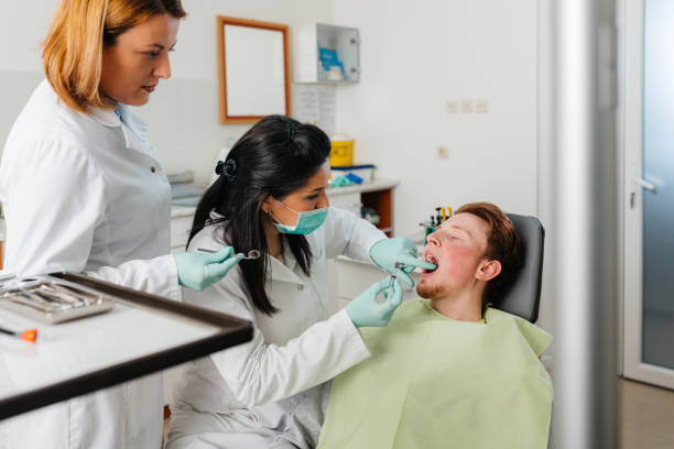 Best Emergency Dental Extractions in Summerset, SD